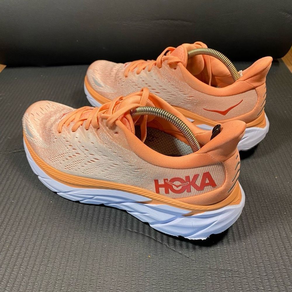 HOKA ONE ONE CLIFTON 8 - Women’s Running Shoes - SIZE 9B - Picture 2 of 11